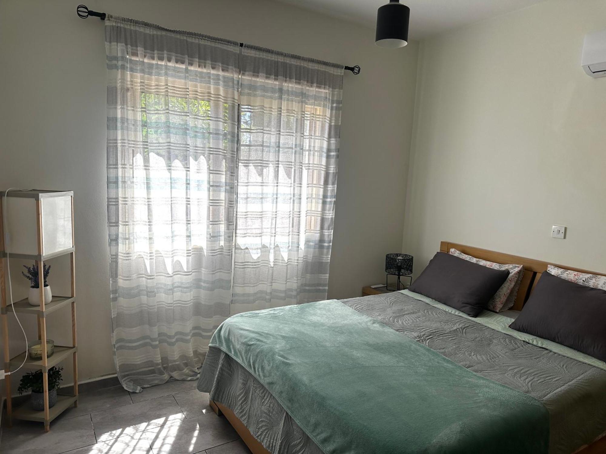 Beautiful Apartment Near The Sea And A Large Private Garden 파포스 외부 사진